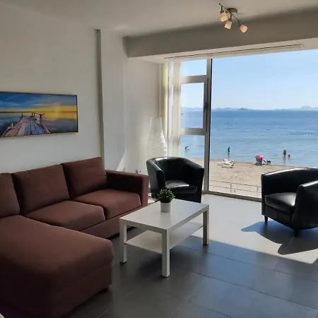 Piso De Lujo En Club Apartamento